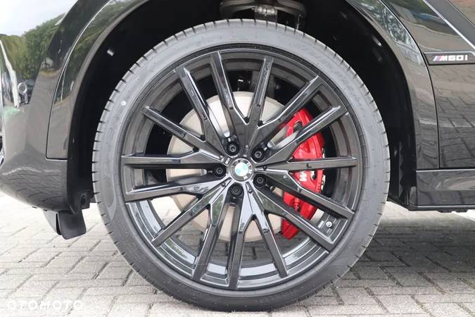 BMW X6 M60i mHEV sport - 11