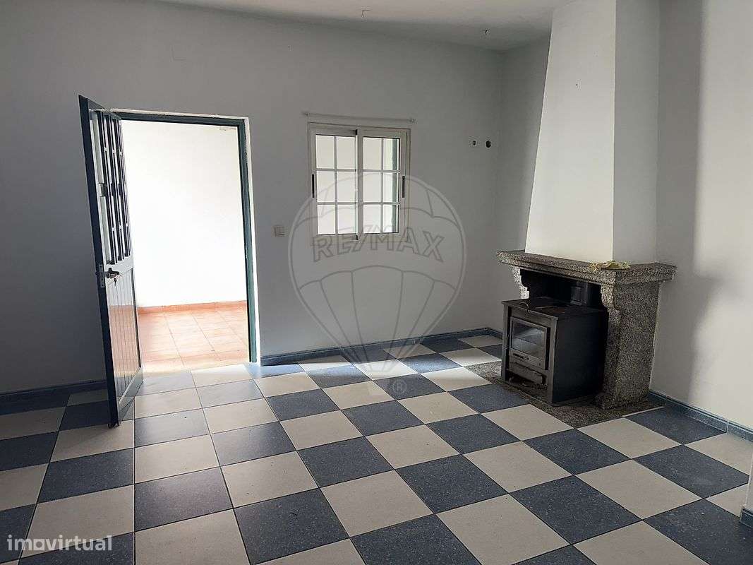 Moradia T3 para venda-5