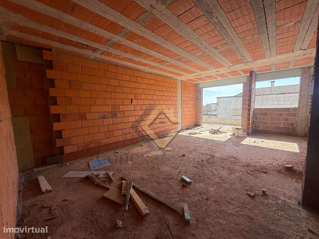 Apartamento T2 Próximo à Estação de Metro de Santo Ovídeo Vila Nova...-3