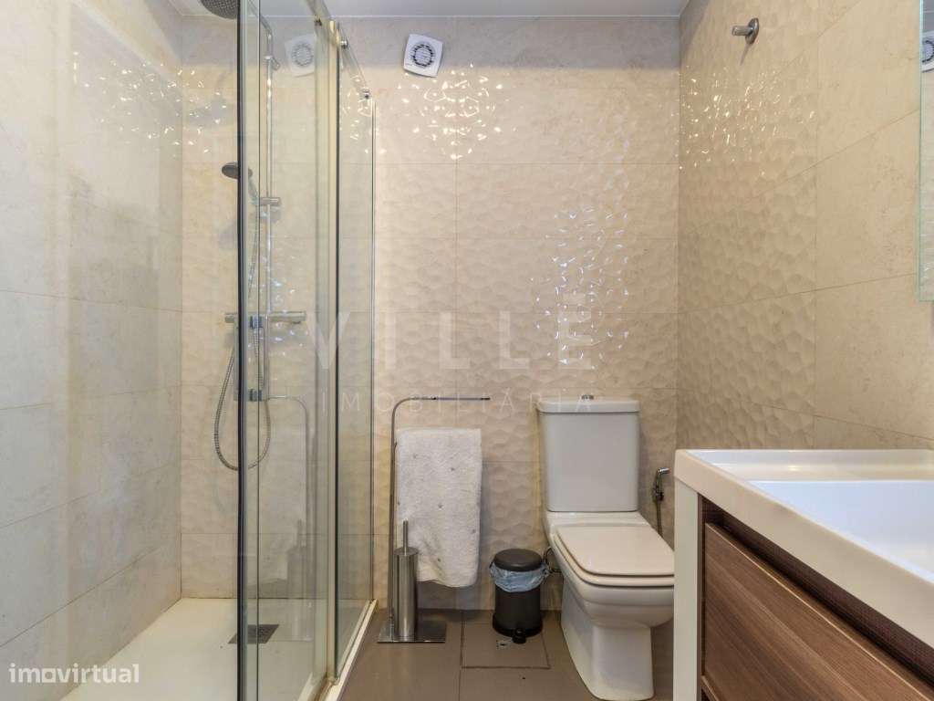 Apartamento T4+1 | Condomínio Fechado | Campo Alegre | Porto-19