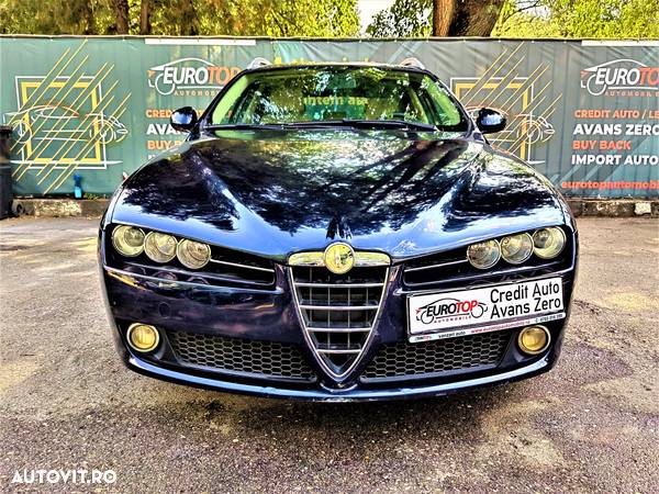 Alfa Romeo 159 Sportwagon 1.9 JTDM 16V DPF Q-Tronic Elegante - 2