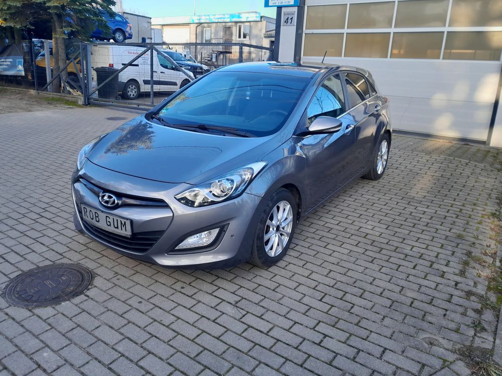Hyundai i30 II blue 1.6 GDI Passion 2012