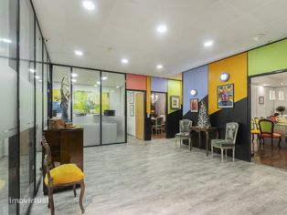 Armazém multifuncional em Marvila - Grande imagem: 2/48