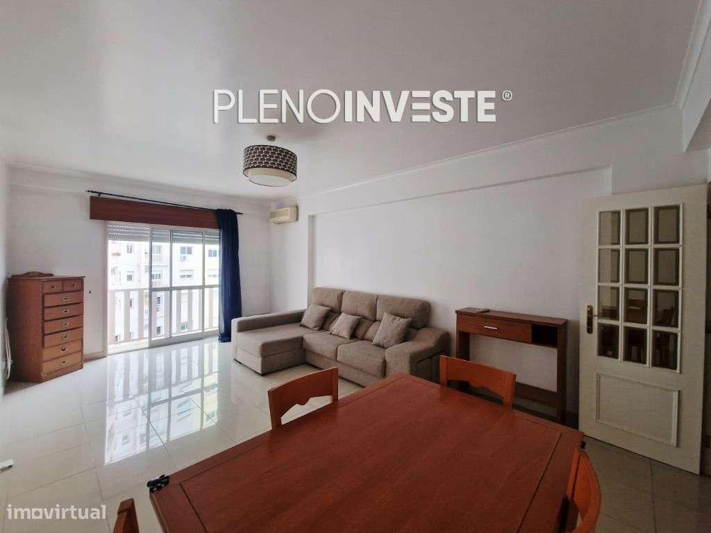 T2 com suite em prédio com elevador-11