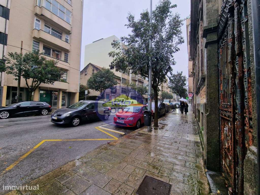 Lojas no centro do Porto - Grande imagem: 2/37