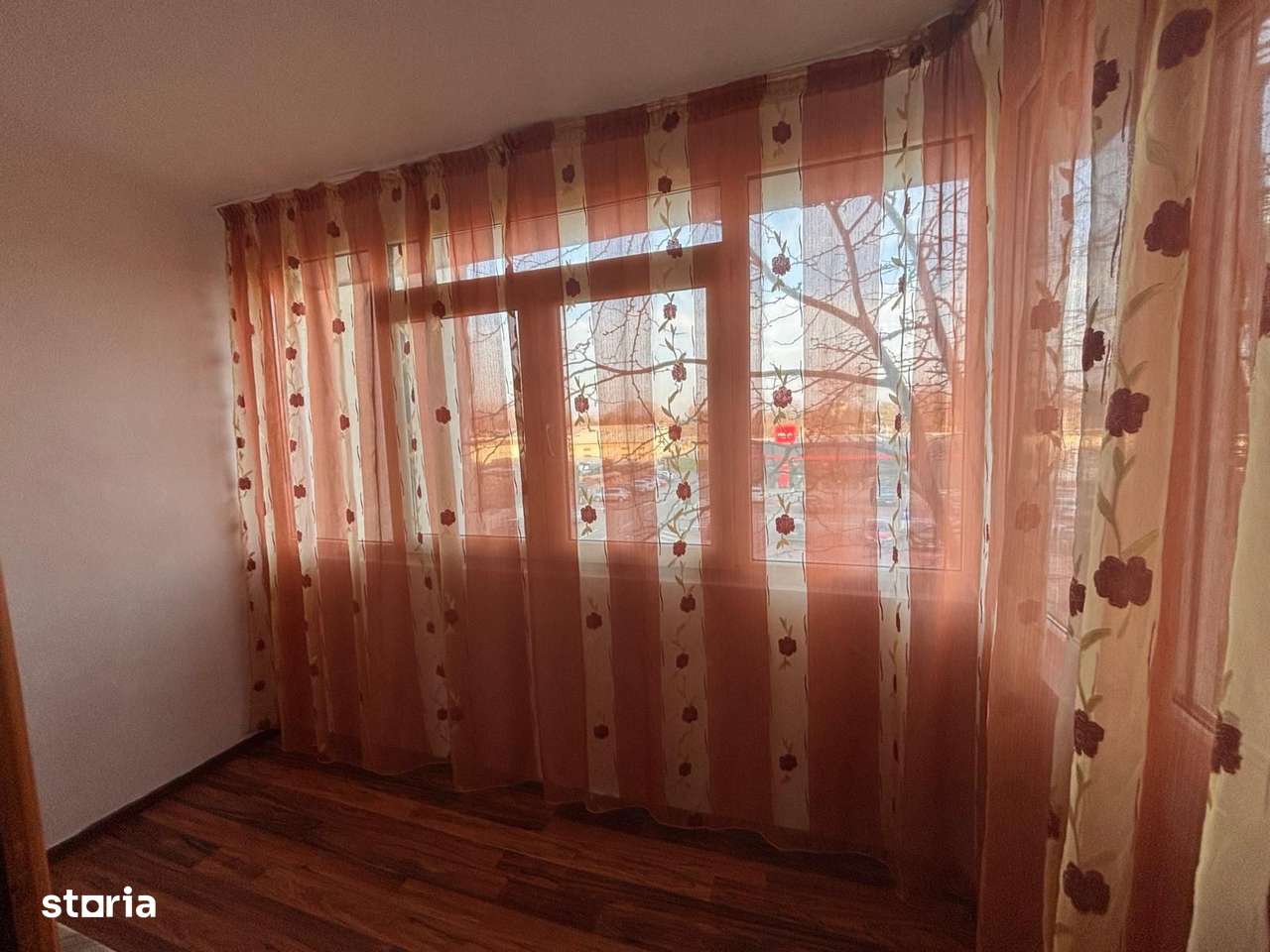 De inchiriat – Apartament 3 camere, 85 mp, partial mobilat - Imagine principală: 4/16