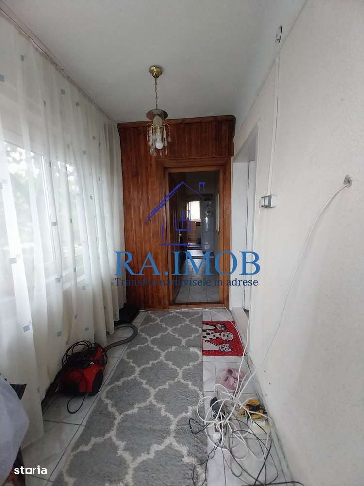 Casa cu 9 camere, sat Gageni-Prahova- 85000 euro negociabil-7