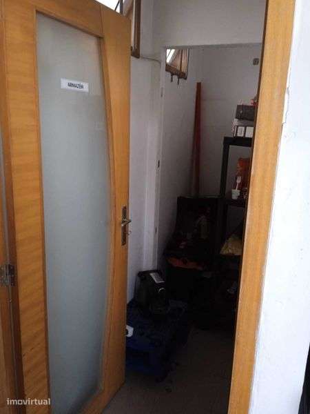 Passagem de estabelecimento em Valongo - Grande imagem: 4/10