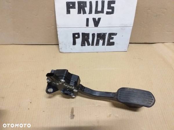 Toyota Prius IV PRIME pedał gazu potencjom PLUG IN - 1