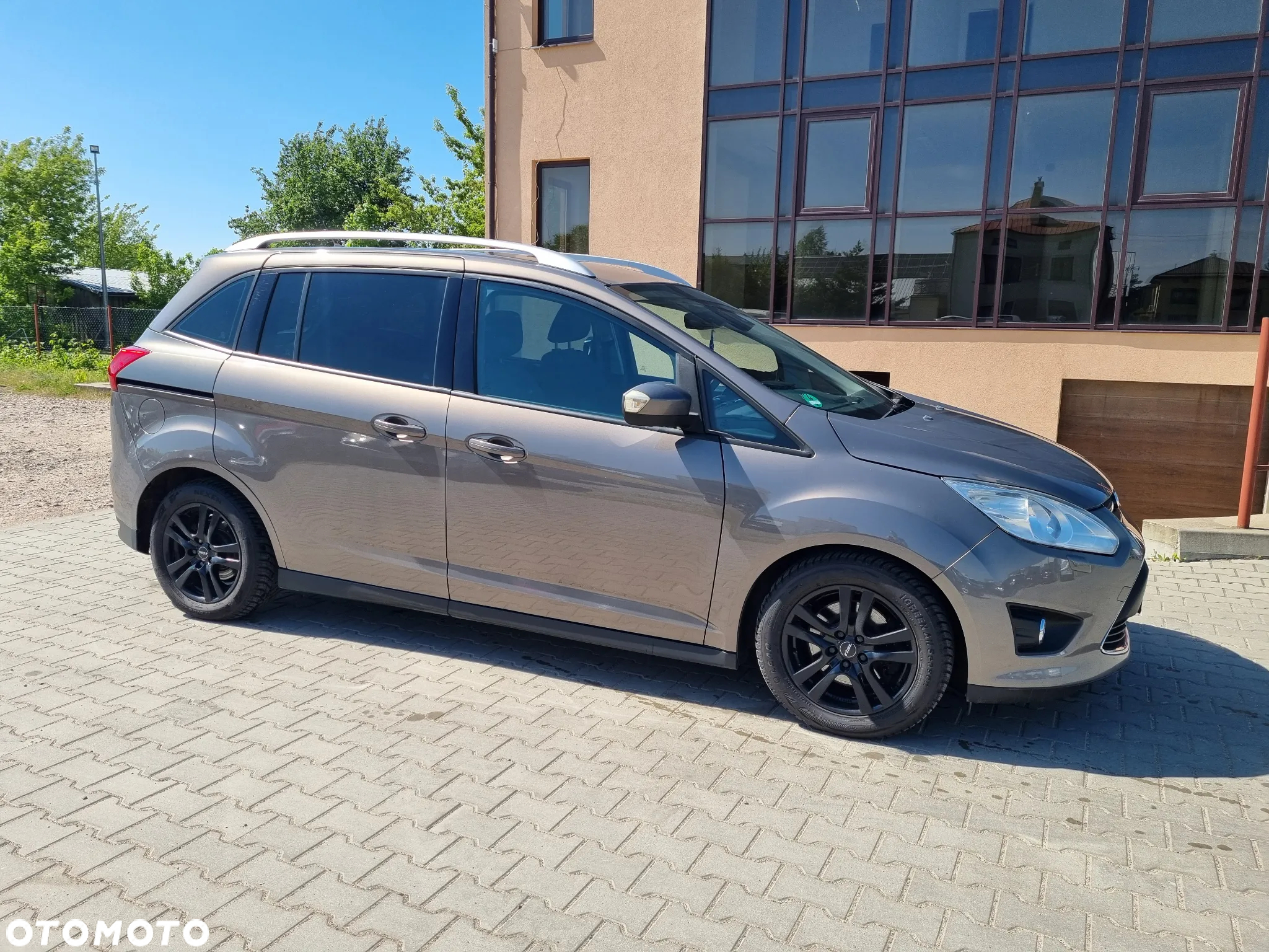 Ford Grand C-MAX 2.0 TDCi Trend - 11