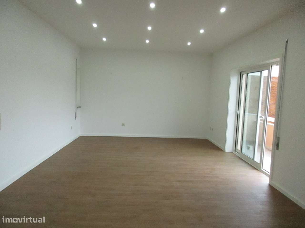 T3 Aguas Santas, Corim com garagem box - Grande imagem: 5/28