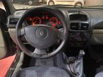 Renault Clio 1.2 16V Privilège - 10