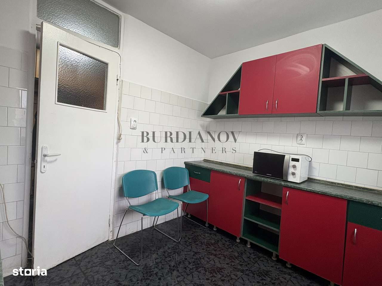 Apartament cu 3 camere de vânzare Bd. Basarabia / Metrou Titan - Imagine principală: 5/17