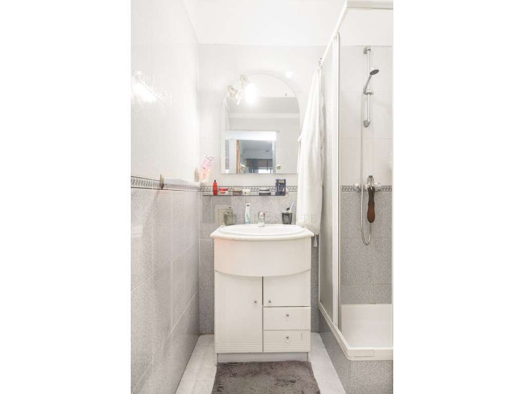 Apartamento T2 - Vale Mourão, Rio de Mouro-25