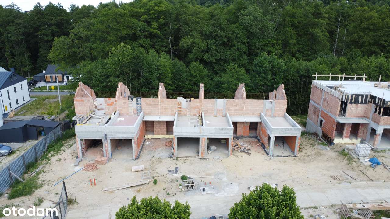 Mieszkanie z tarasem dachowym i garażem przy lesie | Słocina-4