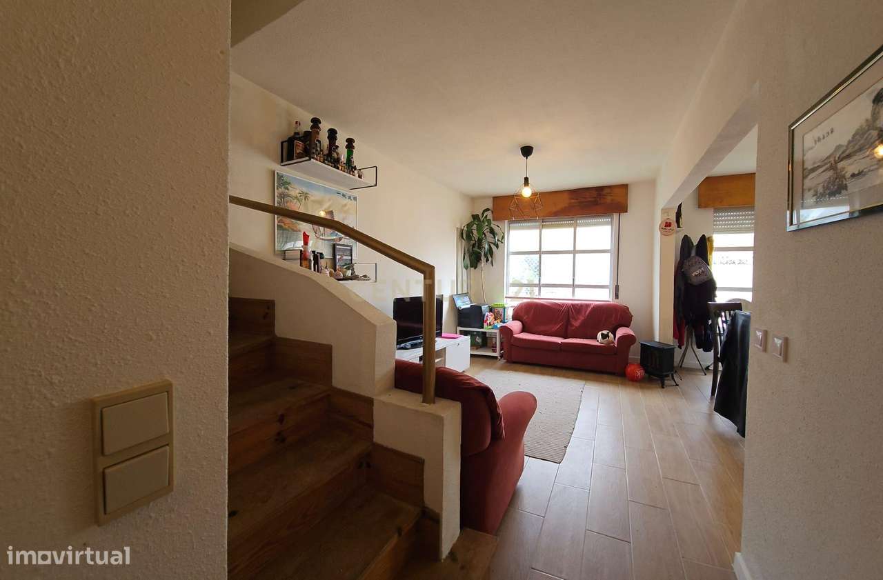 Apartamento T4 duplex em Setúbal com Vista e Boa Exposição Solar-7