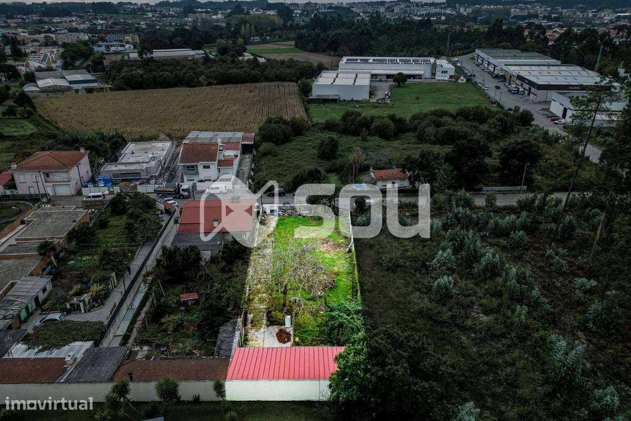 Terreno Urbano em Silva Escura, Maia - Grande imagem: 5/26