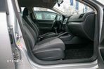 Volkswagen Golf V 1.9 TDI Comfortline - 18