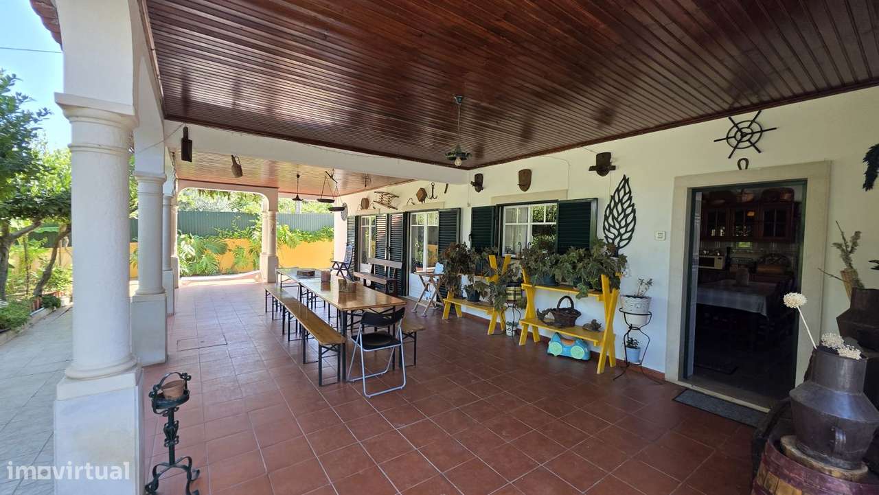 Excelente Oportunidade de Investimento como Moradia e Alojamento Turí-11