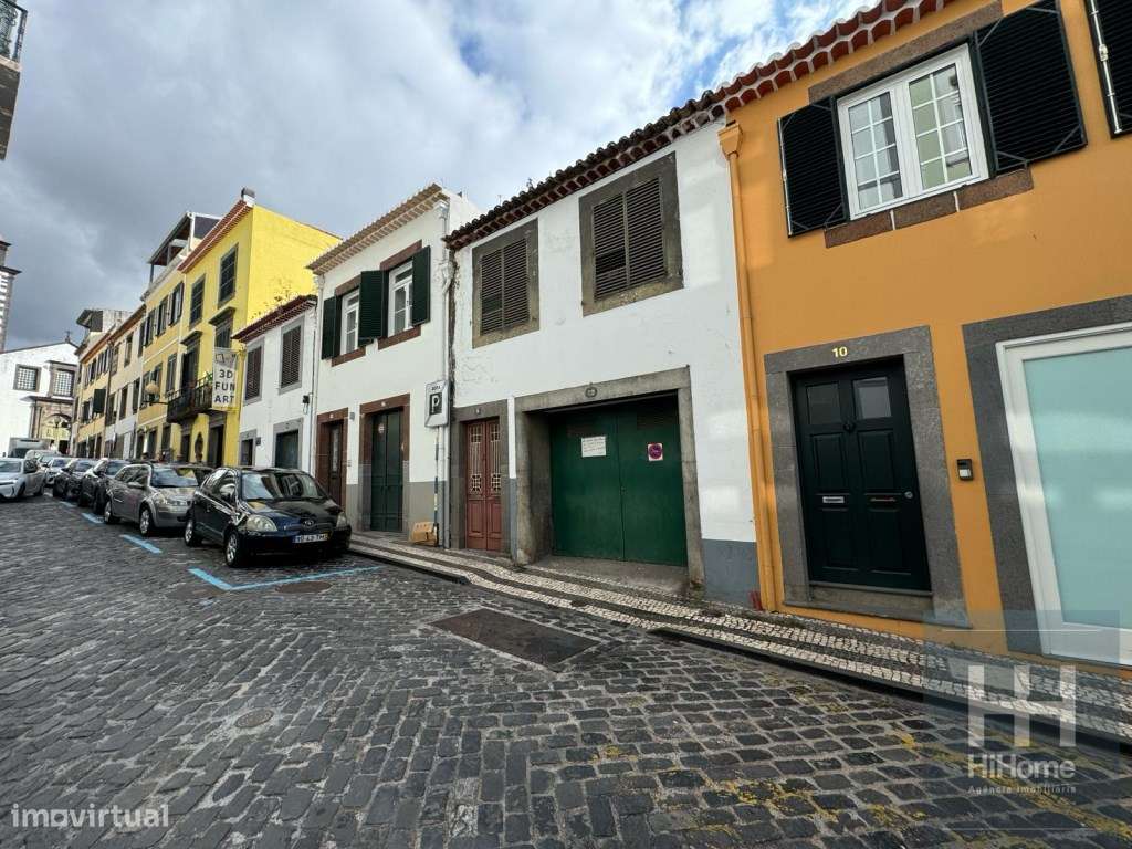 Prédio com projecto para 4 apartamentos no centro do Funchal-5