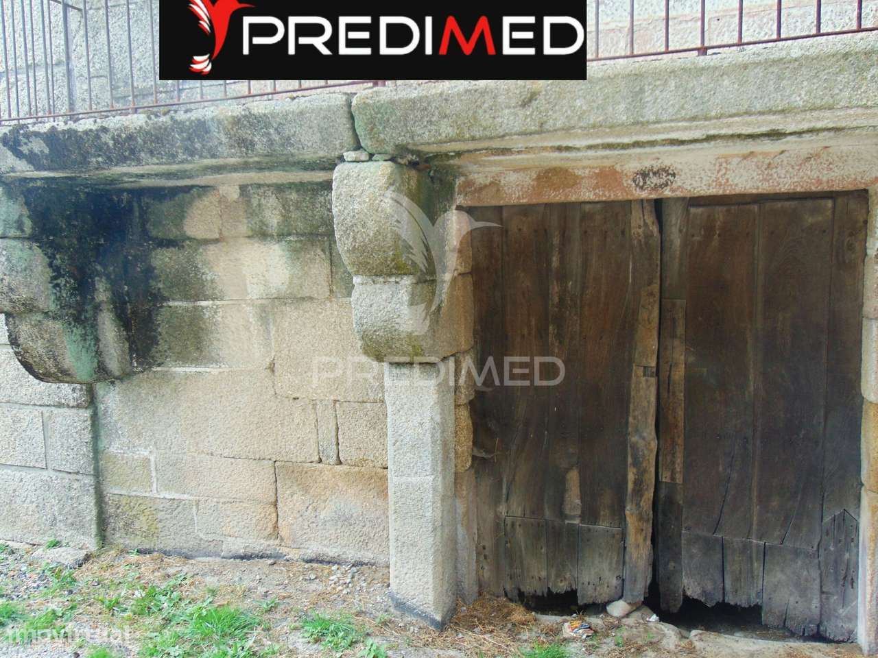 Casa tradicional em granito p/recuperar em Vila Real - Grande imagem: 3/13