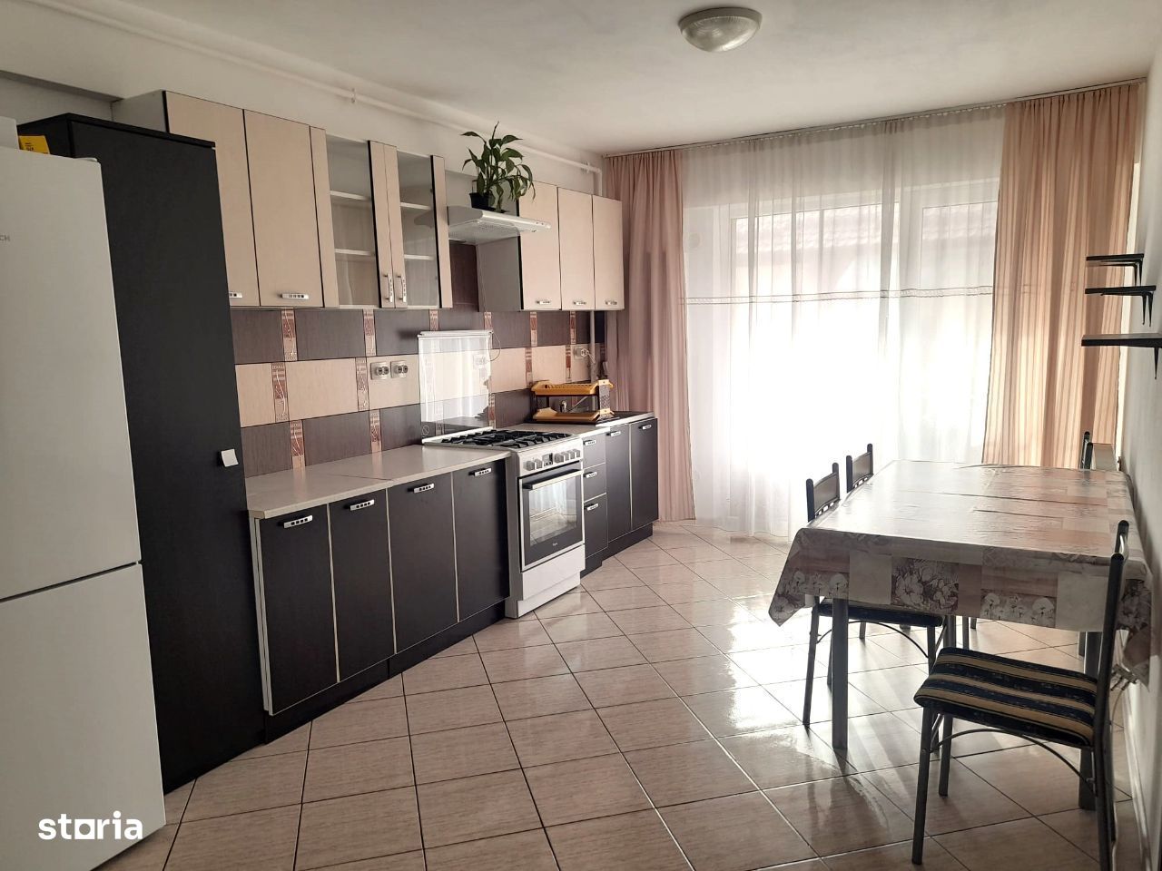 Apartament de vanzare Apahida 69mp utili str Republicii