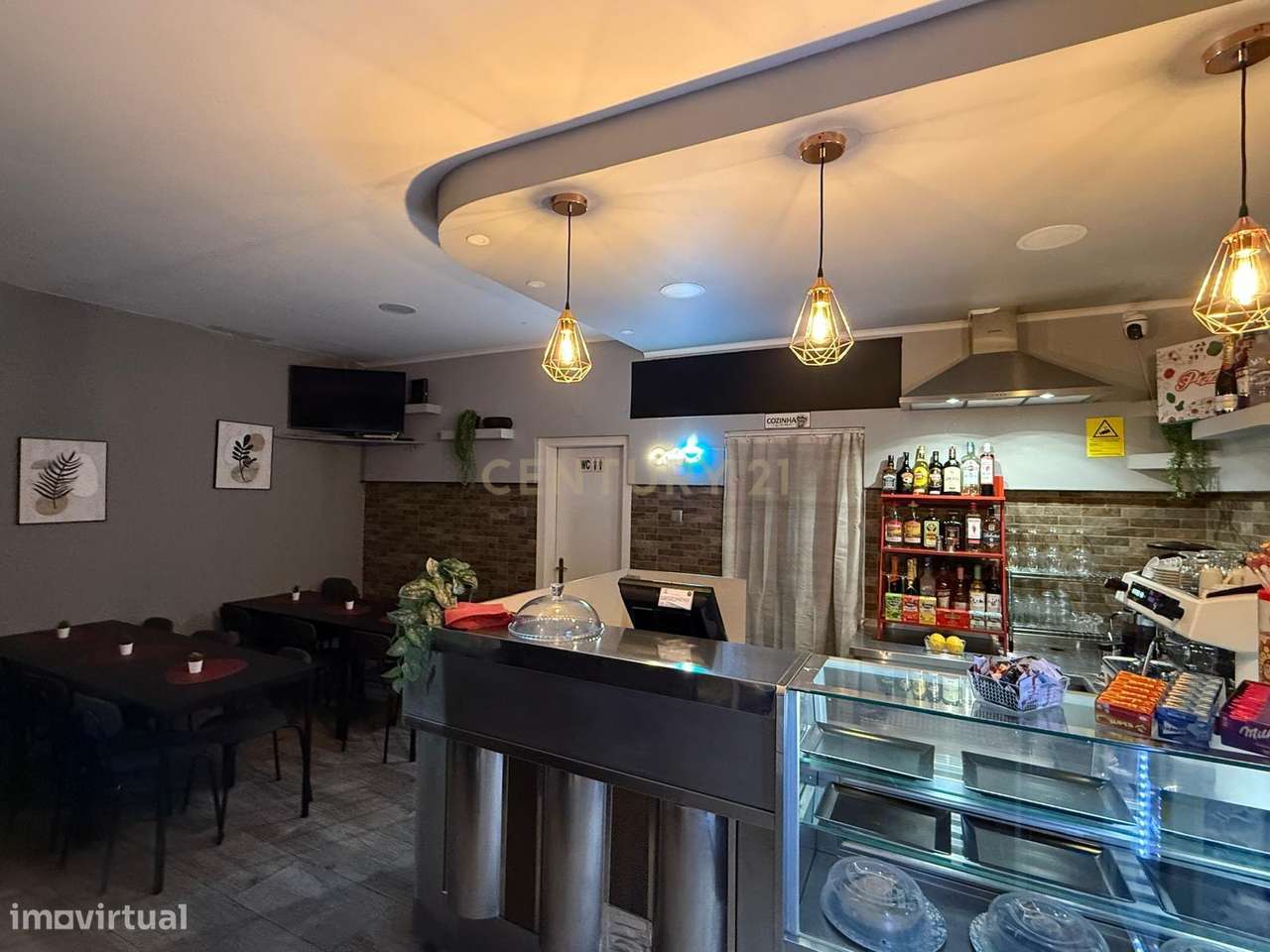 Cafe Renovado na Damaia-11