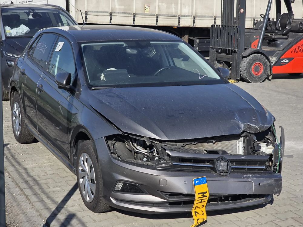 Volkswagen Polo VI 1.0 TSI DSG Comfortline 2018