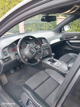 Audi A6 2.4 - 9