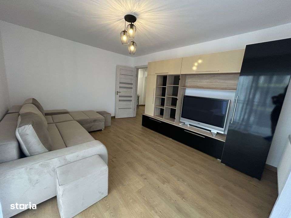 Apartament 2 camere decomandat , 56 mp , zona Porii , - Imagine principală: 5/9