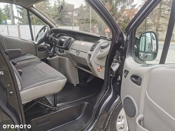 Opel Vivaro 2.5 CDTI L1H1 Life Cosmo - 8