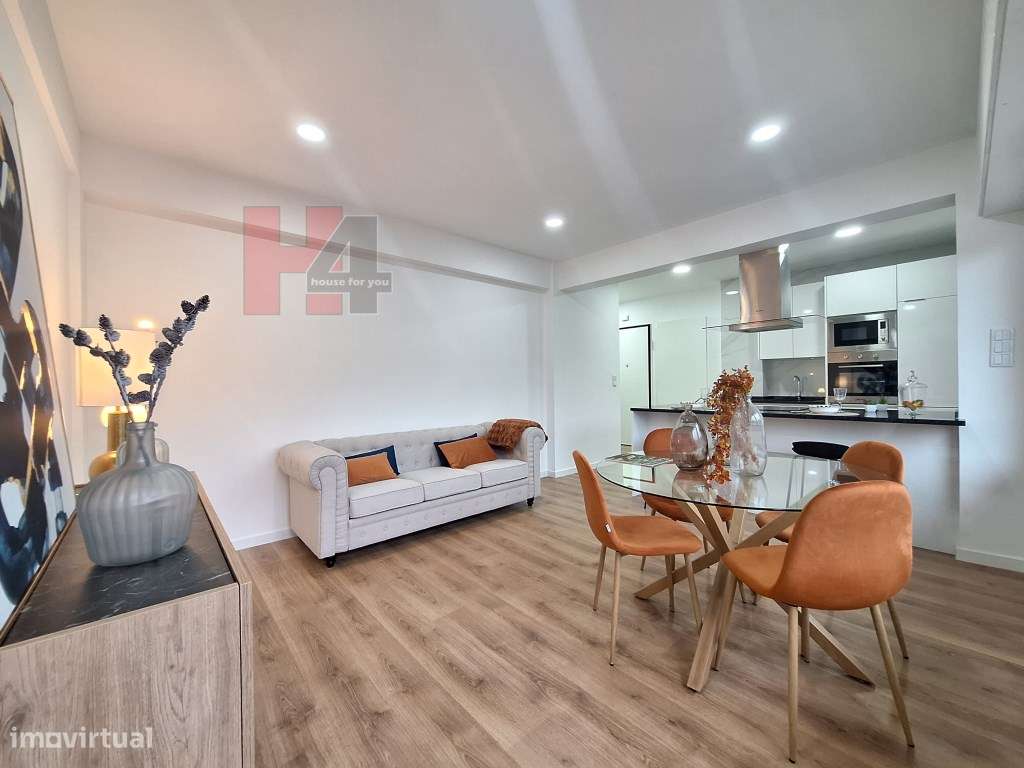 Apartamento T3 totalmente remodelado em Benfica - Grande imagem: 4/39