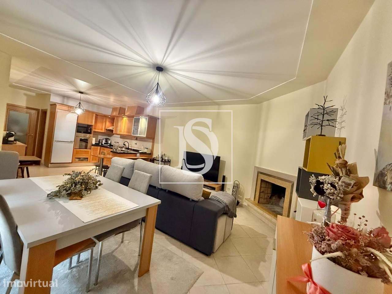 Apartamento rés do chão , com terraço, sotão e garagem - Grande imagem: 5/14