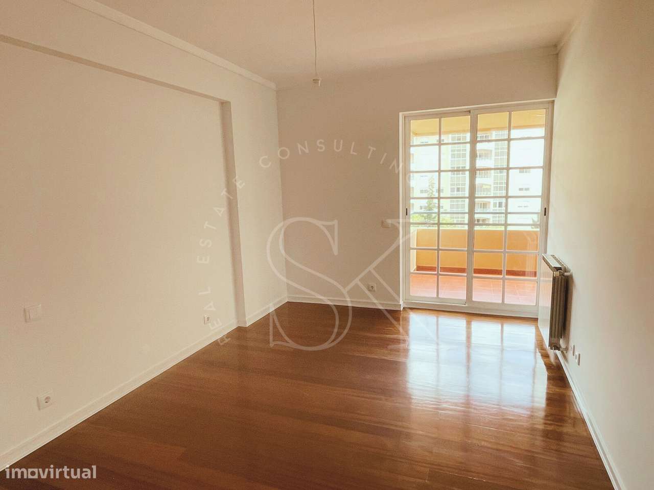 T3 em Condomínio Privado com piscina-4