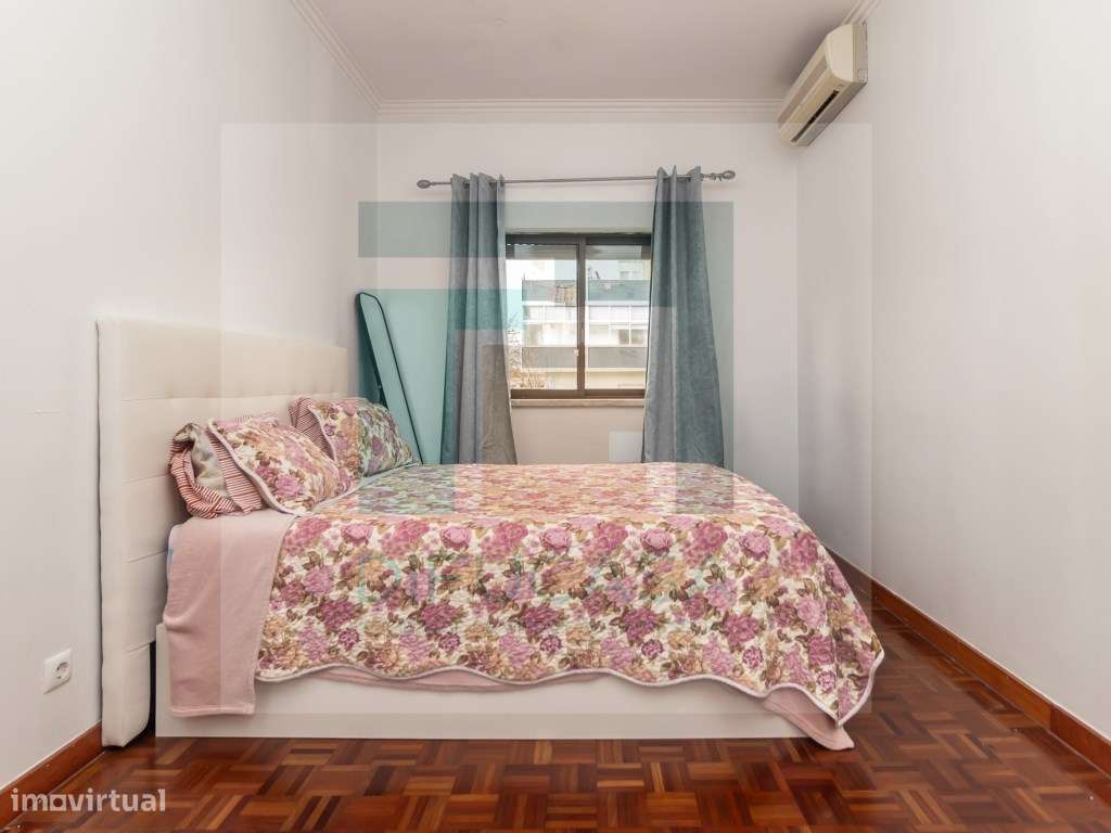 Apartamento T3 Central no Feijó-37