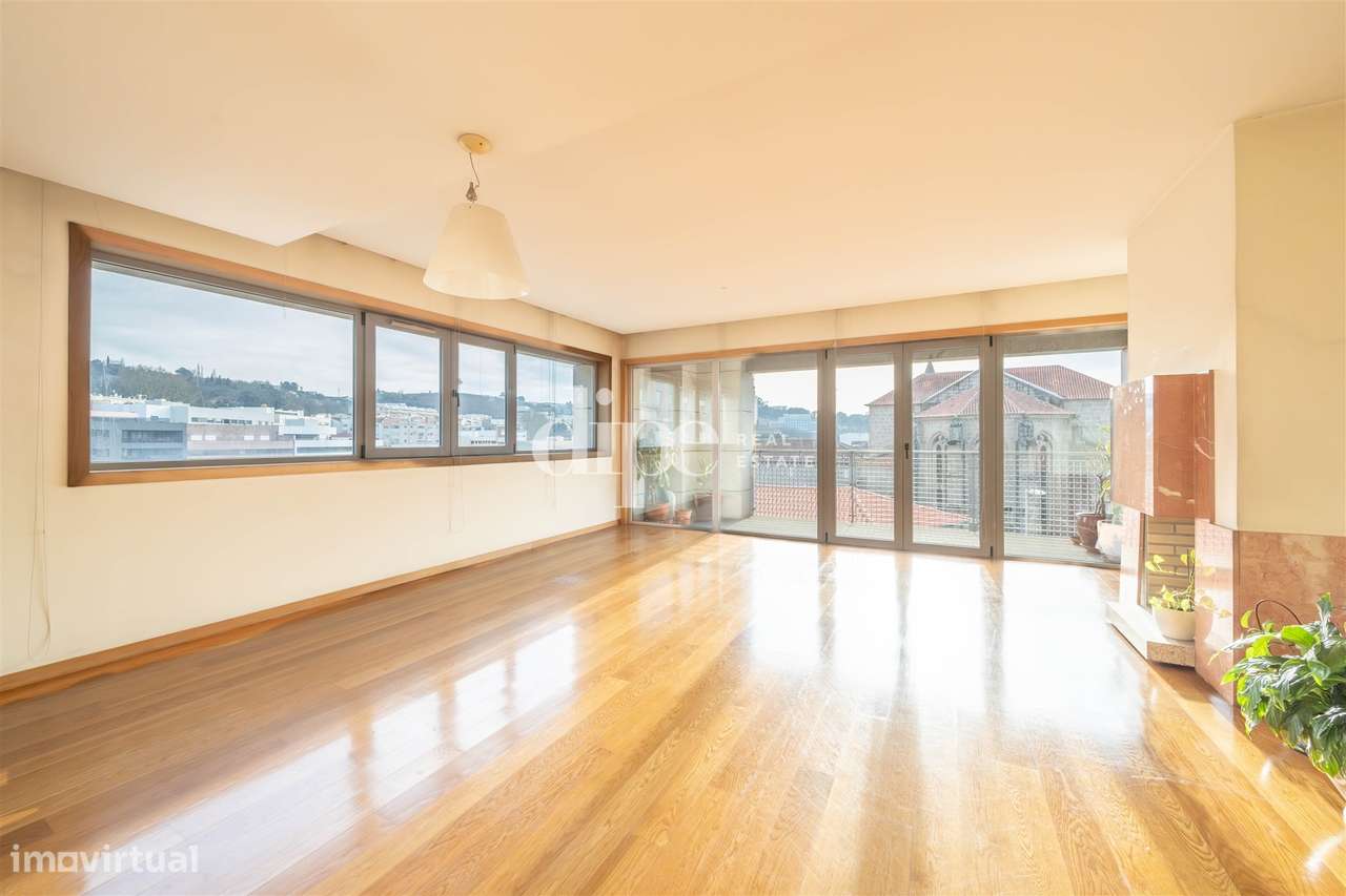 Apartamento T3 no Coração da Cidade - Grande imagem: 4/18