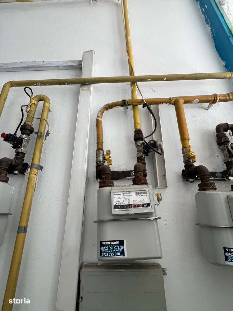 VAND 2 CAMERE M40 stradal bl-L ET 4 PRET 40.000 EURO-2