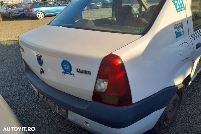 Far stanga Dacia Logan 1 (facelift)  [din 2007 pana  2012] Sedan 1.4 - 7