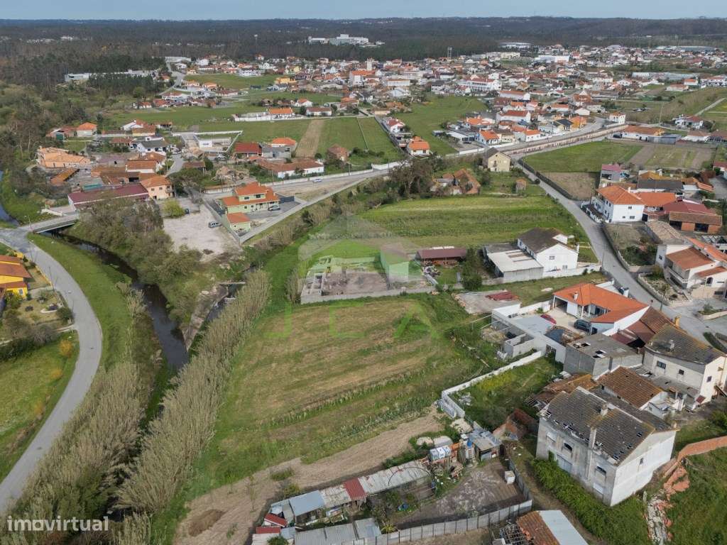 Terreno com 3.432m2 na Carreira - Monte Redondo - Grande imagem: 3/15