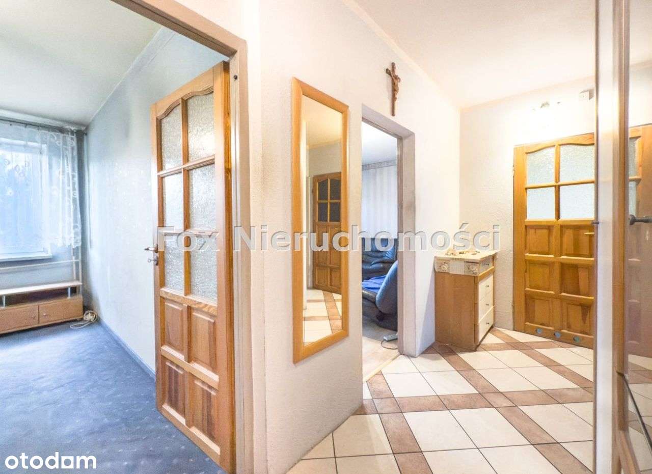 3 pokoje z dużym balkonem -1 piętro niski blok-3