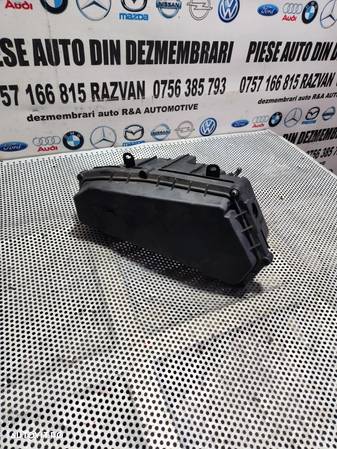 Carcasa Calculator Motor ECU Bmw Seria 4 F32 F33 F36 CAPAC FISURAT Motor N47D20D Dezmembrez Bmw Seria 4 F32 F33 F36 Coupe 2.0 Diesel N47 Bi-Turbo Volan Stanga - Dezmembrari Arad - 6