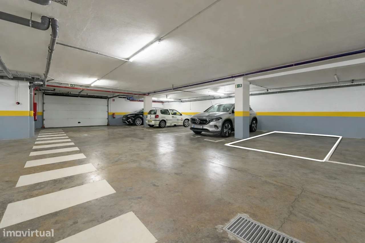 T2 Apartamento - Rampa Dr. Barreto (Madeira, Funchal)-14