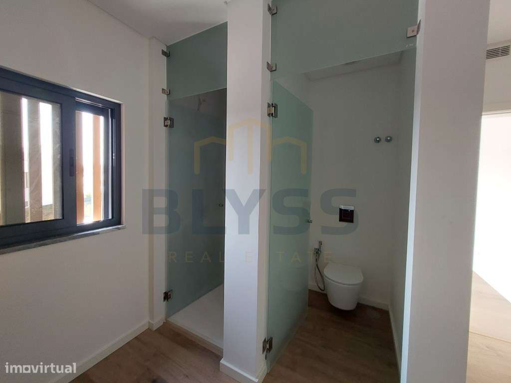 Moradias T4, em Condomínio Privado com Piscina.-24