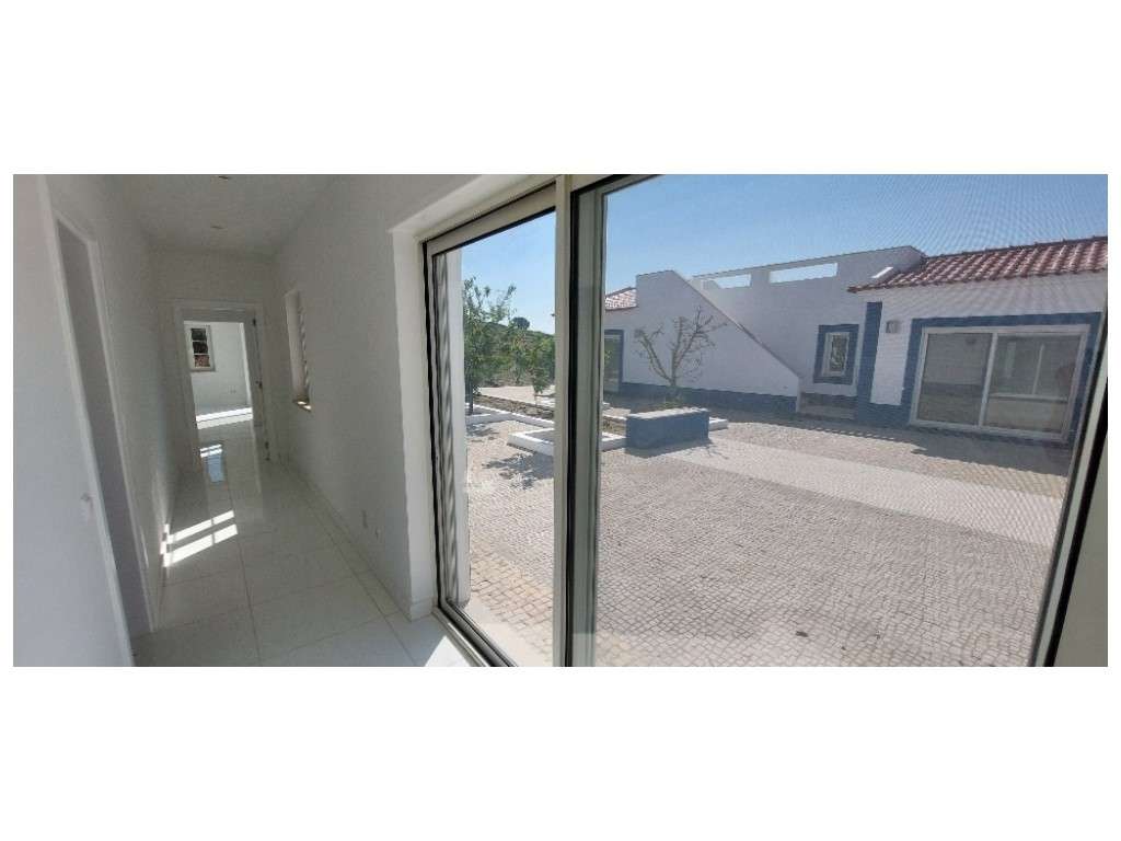 MORADIA (638 m2), Anexo (152 m2)-53