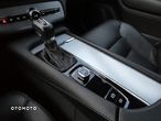 Volvo XC 90 D5 SCR AWD Momentum - 8