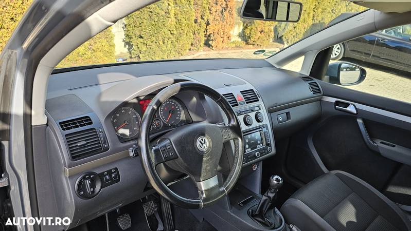 Volkswagen Touran 1.4 TSI Freestyle - 14