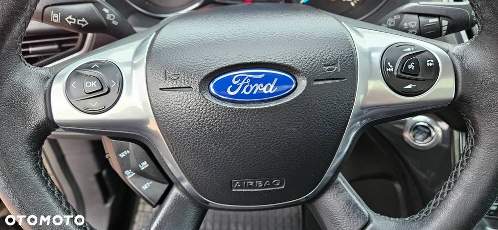 Ford Kuga 2.0 TDCi 4WD Titanium - 24