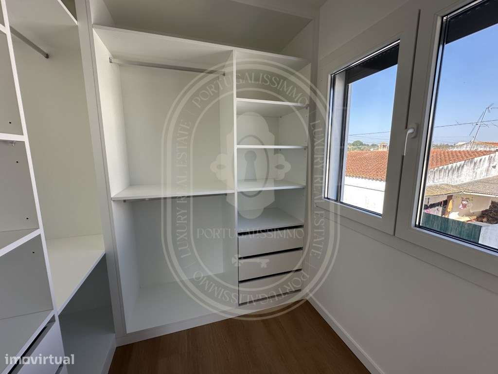 Elegante Moradia Contemporânea T4 - Conforto, Luz e Eficiência Ener...-25