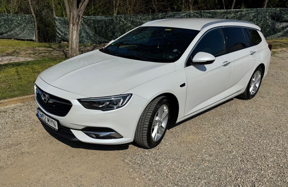 Opel Insignia B [2017 - Prezent] 2.0 CDTI Automatik Business Innovation 2019