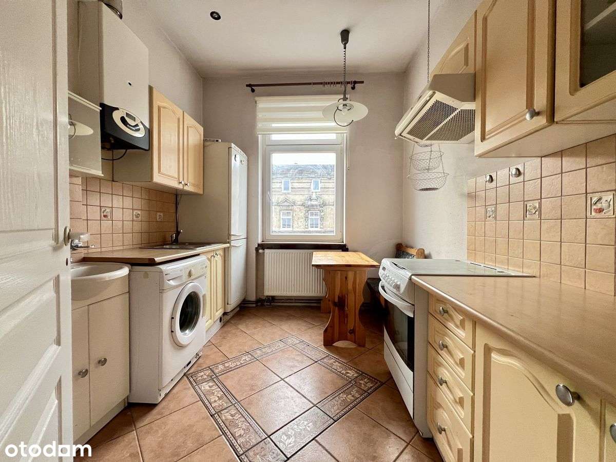 3 pokoje/kuchnia/Łokietka/do remontu - Pełny obrazek: 2/11